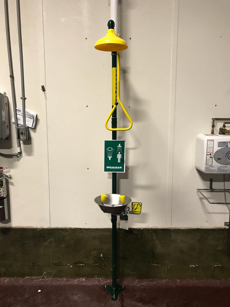 Commercial-Eye-Wash-Station